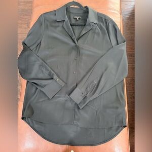 Quince women’s black washable stretch silk button down XL